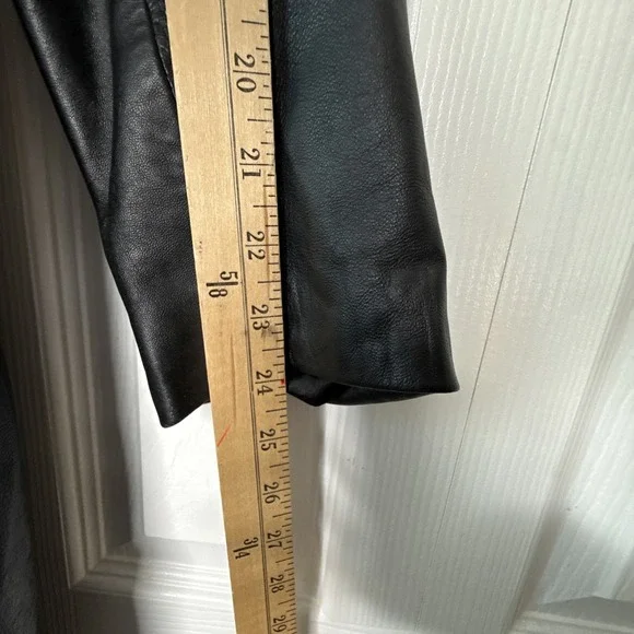 Genuine Leather Limited Women's Black Size Large, Long, Trenchcoat‎ Jacket EUC - Picture 7 of 12